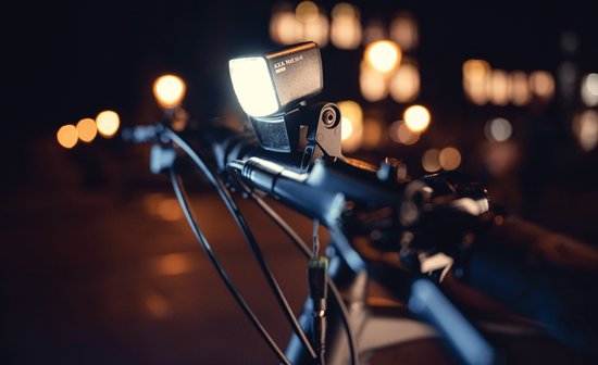 AXA Nxt Stuurhouder - Handlebar Bracket Ø 25,4 mm - Aluminium - Geschikt voor AXA Nxt Koplampen - Zwart — afbeelding 3