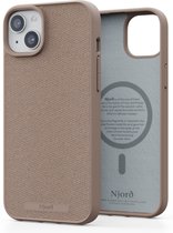 Njord Collections Fabric Telefoonhoesje - Geschikt voor iPhone 15 Plus - 2M valbestendig - 100% gereycled materiaal - Mag Compatibel – Pink Sand