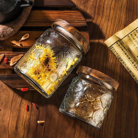 Rangement cuisine en verre bocaux avec le café et le sucre Photo