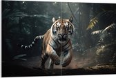 Acrylglas - Aanvallende Tijger in Donkere Jungle - 120x80 cm Foto op Acrylglas (Met Ophangsysteem)
