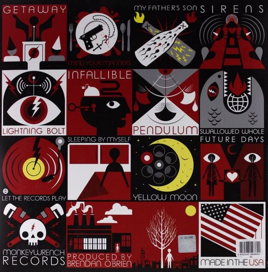Hoes van de Pearl Jam 'Lightning Bolt' LP met 12 tegels met diverse artwork afbeeldingen van nummers en symbolen.