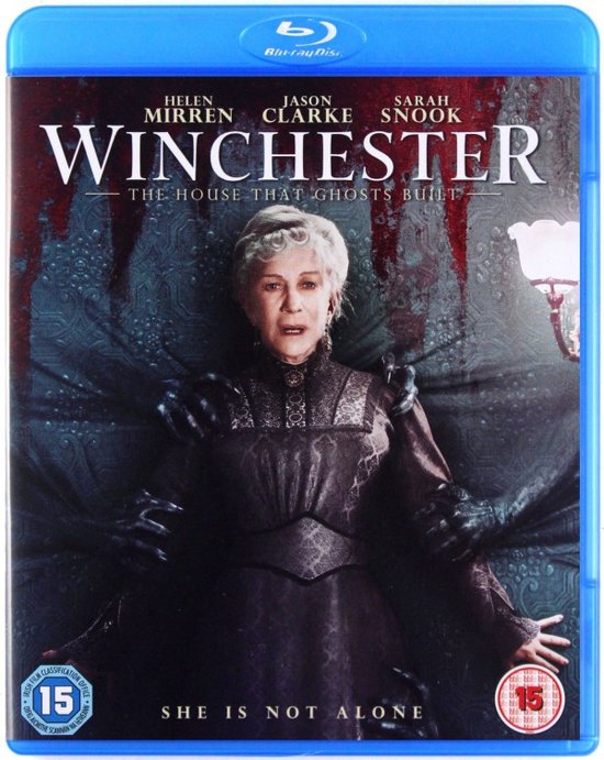 De voorkant van de Winchester Blu-ray hoes met Helen Mirren in een donkere jurk, omringd door griezelige handen. Titel: Winchester.