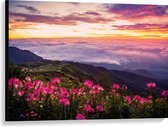Canvas - Bergen - Bloemen - Uitzicht - Wolken - Zonsondergang - Kleuren - 100x75 cm Foto op Canvas Schilderij (Wanddecoratie op Canvas)
