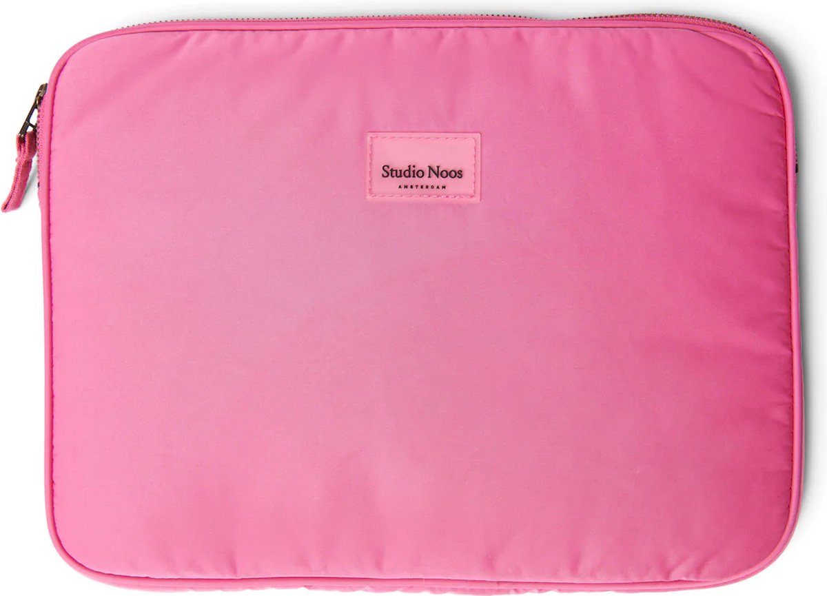 Studio Noos | Pink Puffy Laptop Sleeve
