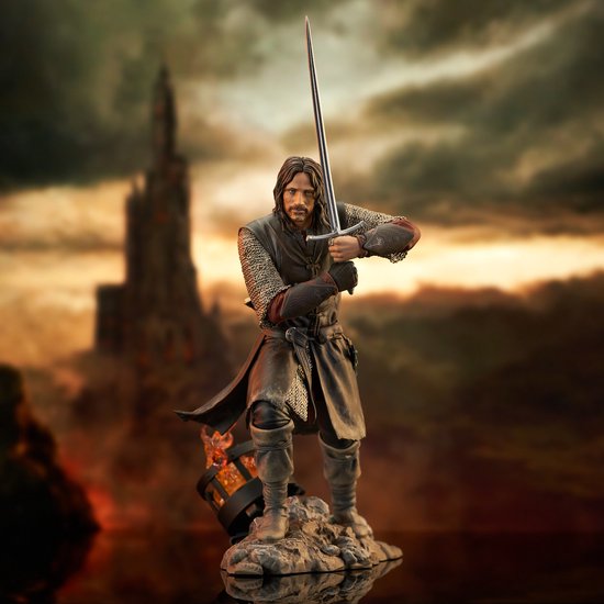 Lord of the Rings Gallery: Aragorn PVC Statue - diamond direct