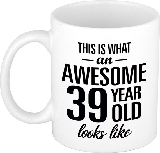 Voici à quoi ressemble une tasse / tasse cadeau géniale de 39 ans - 300 ml - anniversaire - tasse / tasse cadeau