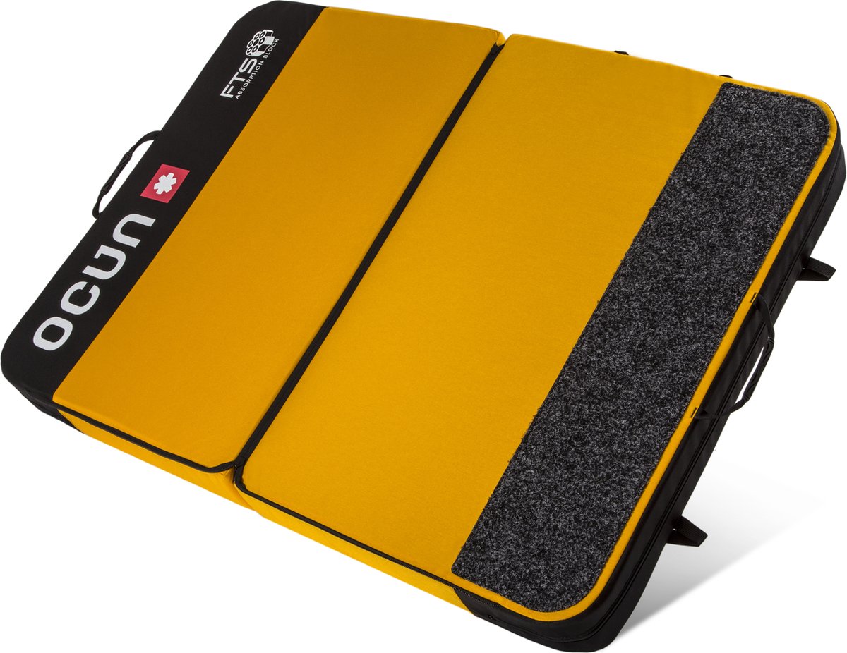 Ocun Dominator FTS - bouldermat - crashpad - boulderen - klimmen