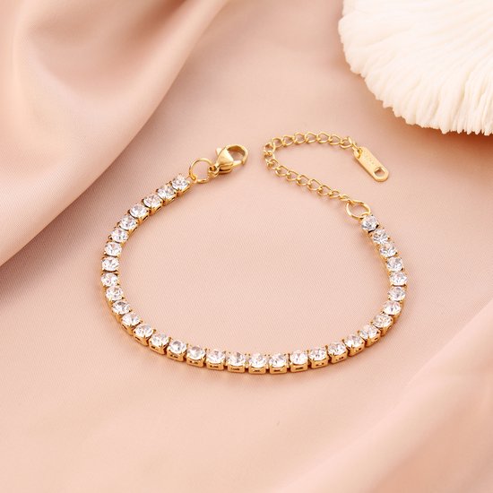Luxe Armband -Zirkonia -Dames armband - Goudkleur -Diamantjes - Cadeau voor haar - Tennis armband- bracelet