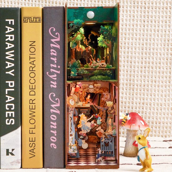 Tonecheer Book Nook: Alice in Wonderland | Houten 3D-puzzel | Verlicht | Sensor | DIY-miniatuurhuis | TQ128 - TONECHEER