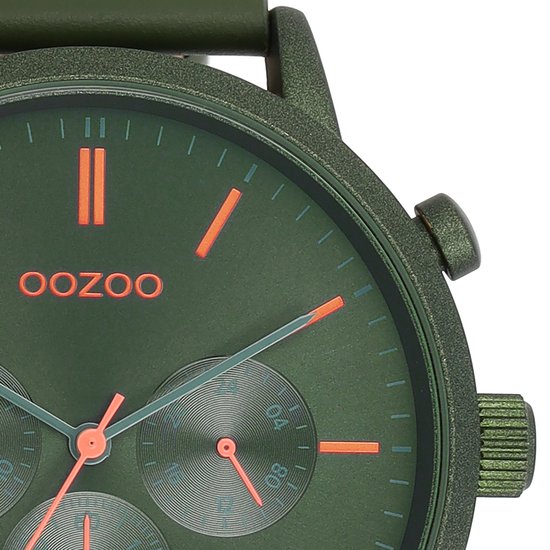 OOZOO Timepieces - Montre OOZOO vert foncé avec bracelet en cuir vert foncé - C11206