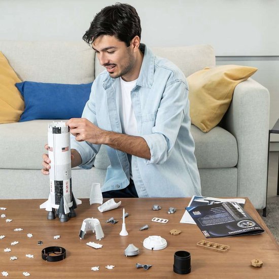 Ravensburger Apollo Saturn V Rocket - 3D Puzzel - 440 stukjes