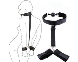 Jumada's - Complete Bondage Set - Mond Bal en Handboeien voor SM - Gag Ball met Halsband en Boeien - Zwarte BDSM Kit - Onderdanige Seksspeeltjes - BellaSupplies