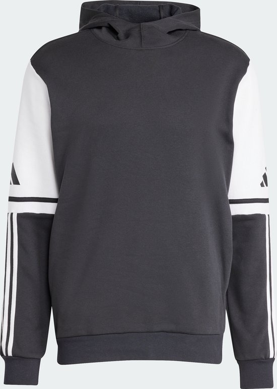 Een donkergrijze capuchontrui met witte mouwen en zwarte Adidas-strepen.