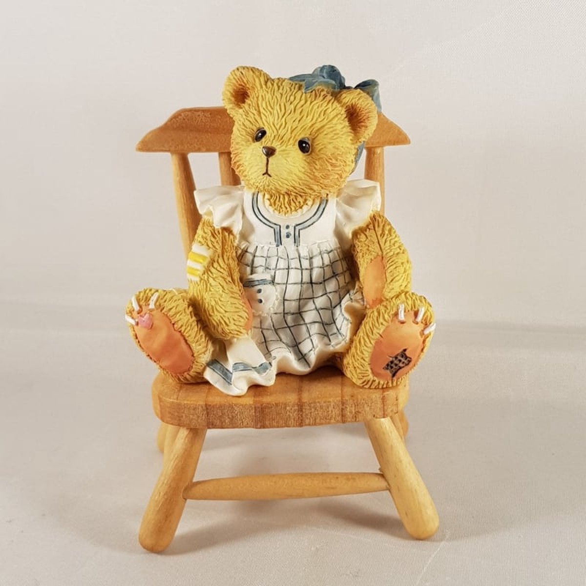 Cherished Teddies: Dina
