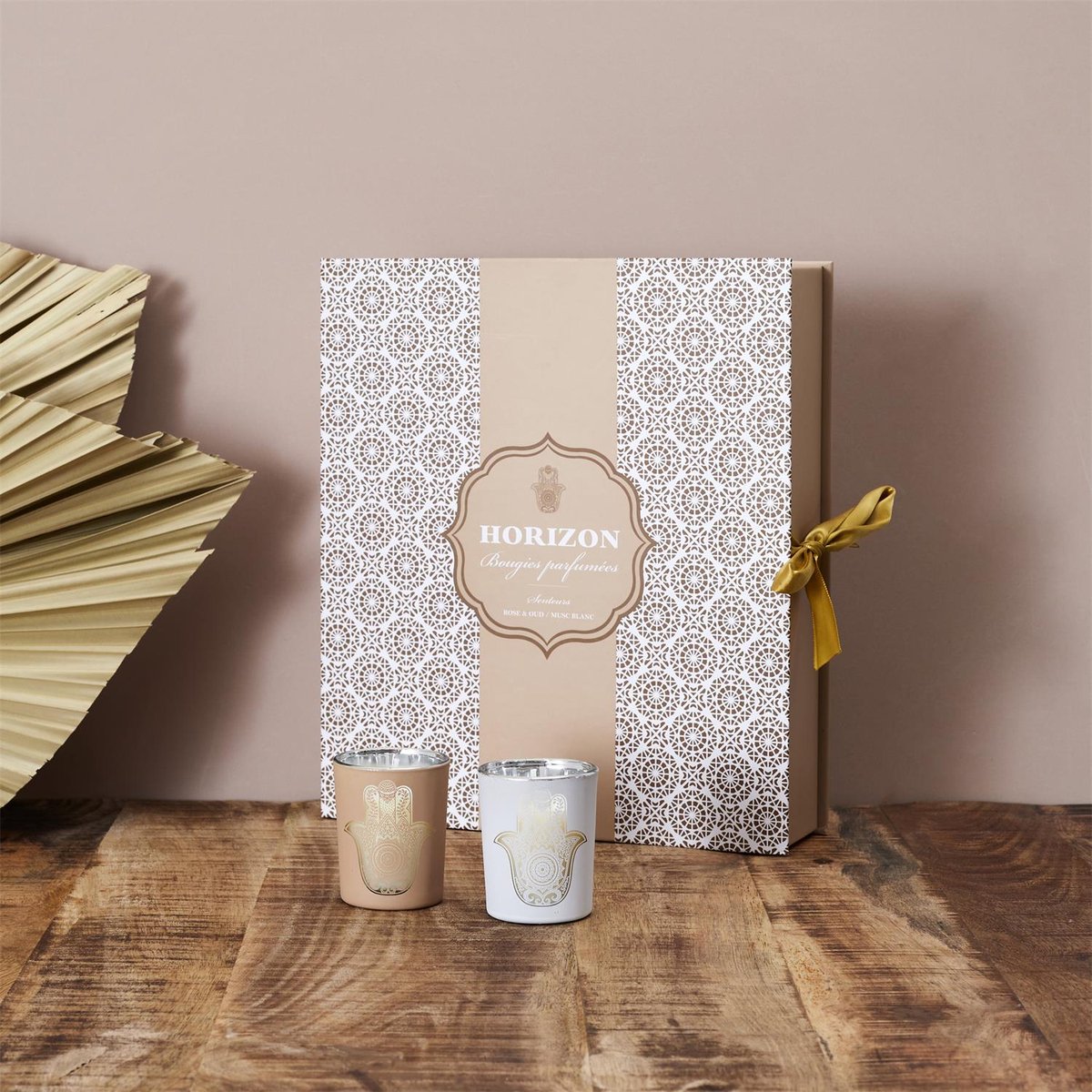 Luxe Geurkaarsenset met Hamsa Design – 7 Stuks – Rose, Oud & Musk Geuren – Decoratieve Kaarsen in Cadeaubox – Spirituele Sfeerkaarsen voor Ontspanning of Geschenk – Beige/Wit — cadeau in Wonen & Interieur - foto 4