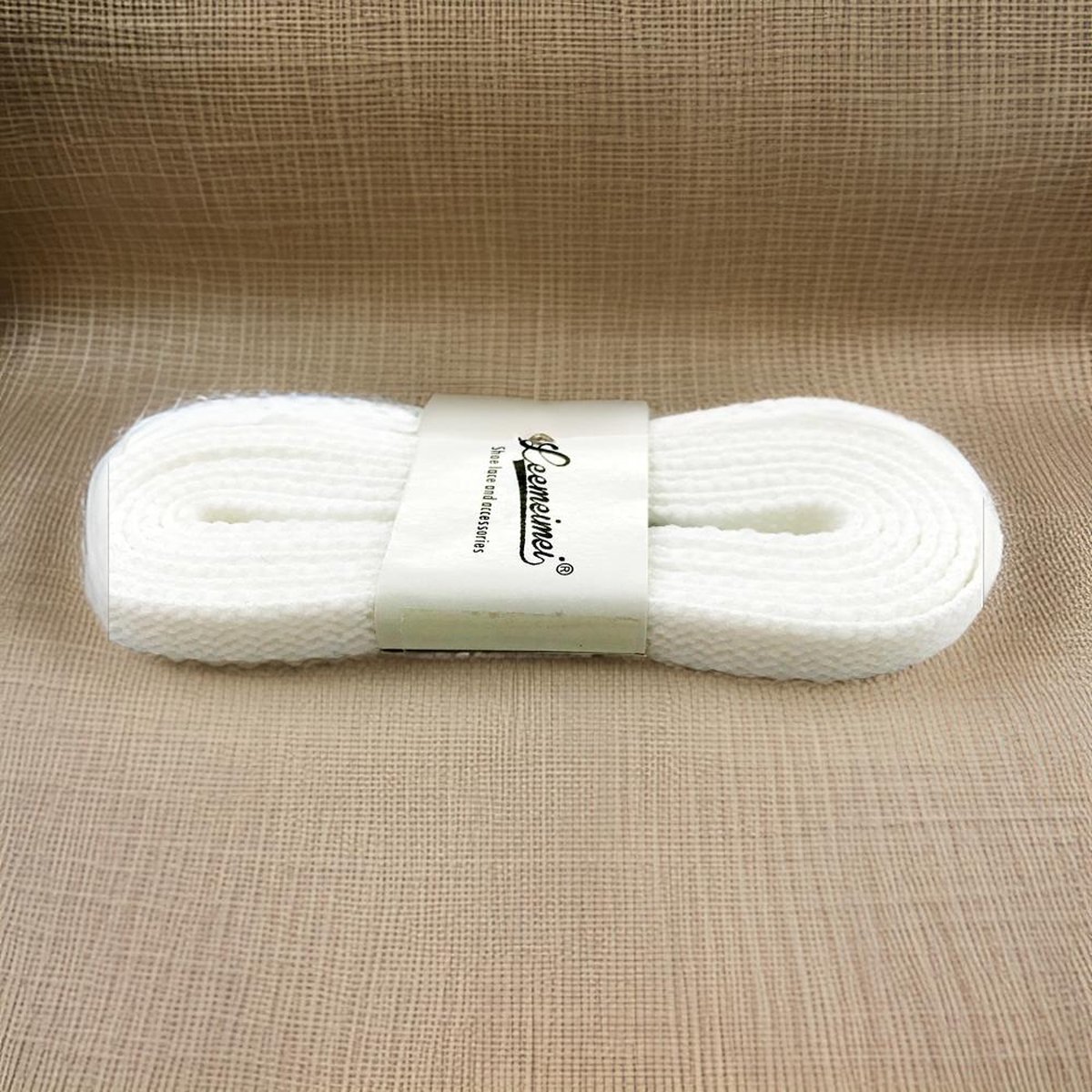 2 Paar mooie Schoenveters - 100 cm - Wit - Veter - Lace - Strikken - Kleur – Set van 2 paar schoenveters – Wit – 100 cm lang – verschillende schoentypes – Sterk en duurzaam – Gemakkelijk te strikken – dagelijks gebruik en sport