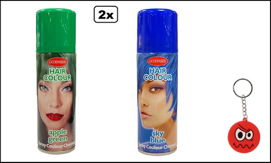 Twee spuitbussen haarverf, één groen (apple green) en één blauw (sky blue), met een afbeelding van een model op elk.