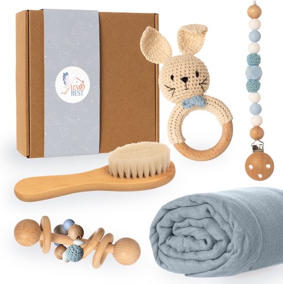Love Nest Kraamcadeau Jongen / Meisje - Baby Cadeau Babyshower - Baby Bijtring, Speenkoord en Knuffeldoekje - Kraammand met Kraamcadeautjes