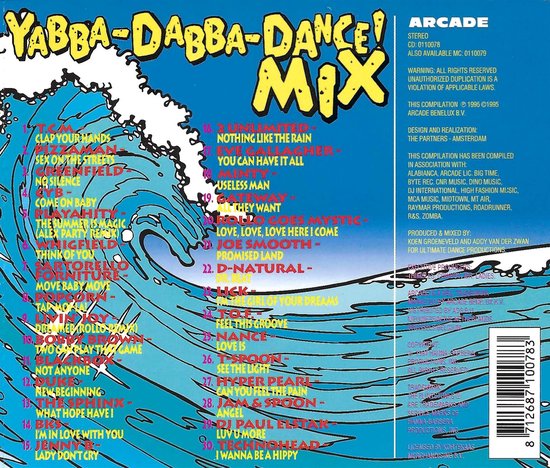 Fred Flintstone op een surfplank, de achterkant van een albumhoes met een tracklist in roze tekst.