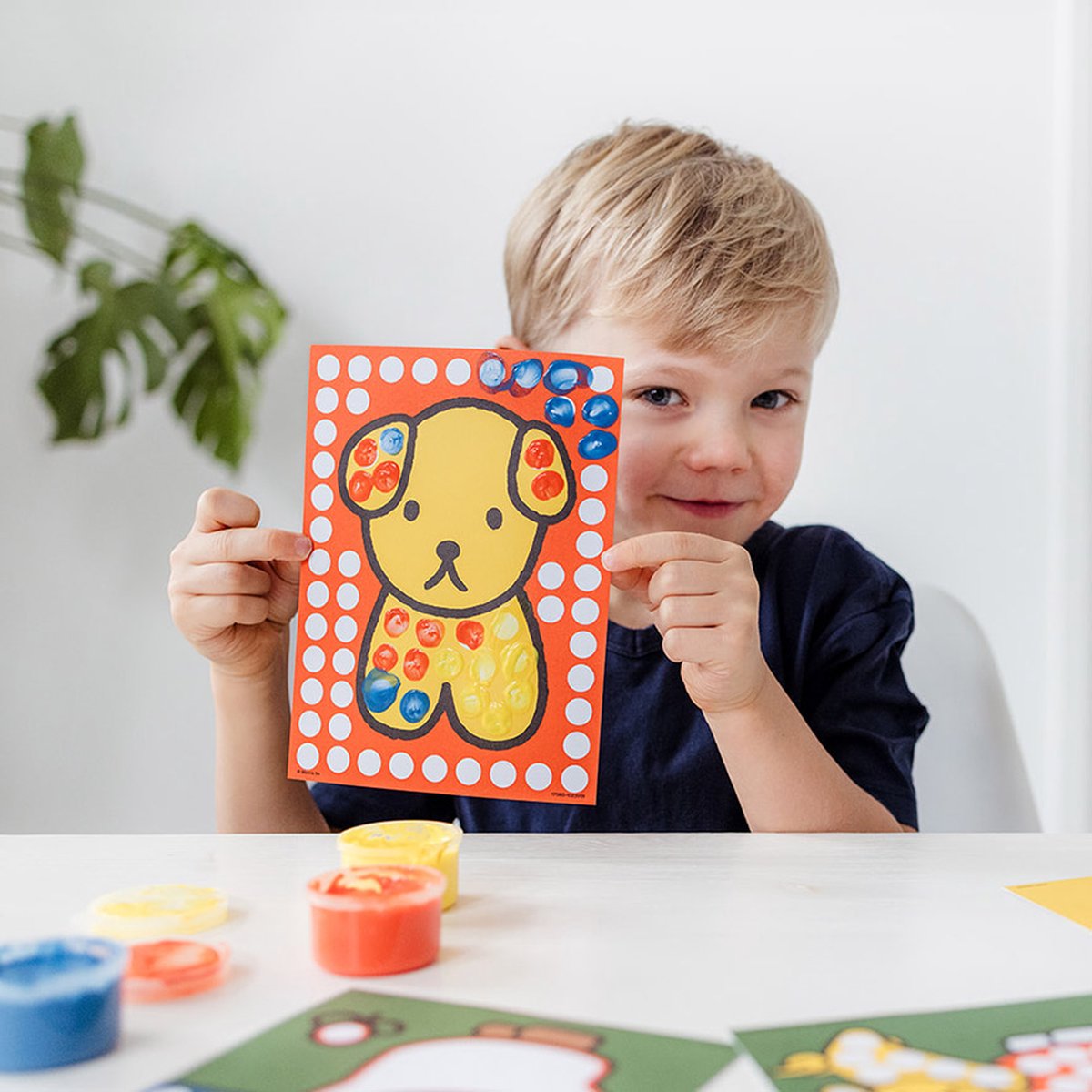 Nijntje creatief met vingerverf - creatief speelgoed knutselen junior peuter kleuter - vanaf 2 jaar - cadeautip junior — afbeelding 3