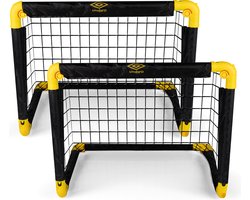 foto van Of iets vergelijkbaars: Umbro Voetbaldoel 50 x 44 x 44 cm - Voetbaldoeltjes Set van 2 - Voetbalgoal Opvouwbaar - Voetbal Goal Makkelijk Opbergen - Voetbal Training Goals voor Kinderen - Kunststof - Zwart/ Geel