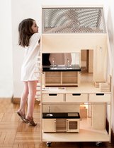 PoppenVilla - Poppenhuis - voor Tienerpoppen 1:6 - Barbiehuis - met auto-hellingbaan - exclusief inrichting