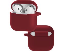 Hoes - Geschikt voor Apple AirPods 4 - Siliconen Hoesje met Clip - Silicone Case Cover - Donkerrood
