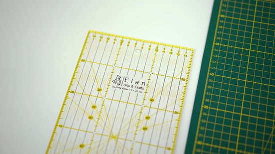Tapis de découpe Elan 5 plis vert A1, tapis de découpe 3 mm auto-cicatrisant, tapis de bricolage avec grille double face, tapis de découpe métrique pour Matelassage, Coudre, patchwork, scrapbooking, etc. 90 x 60 cm…