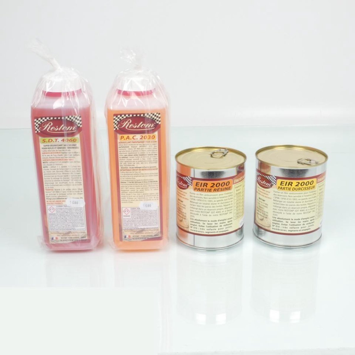 Kit rénovation anti corrosion Restom pour réservoir carburant 25 à 40L moto Neuf