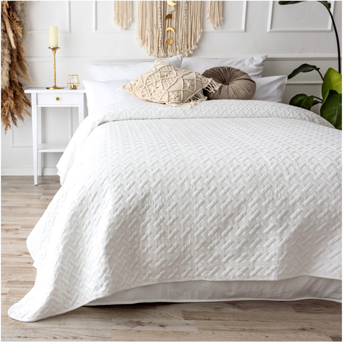 Goodivery ® Extra Grote Stijlvolle Sprei in Zachte Witte Kleur voor Diverse Gebruiksmogelijkheden