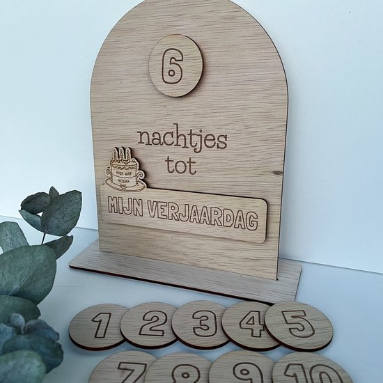 Houten aftelkalender