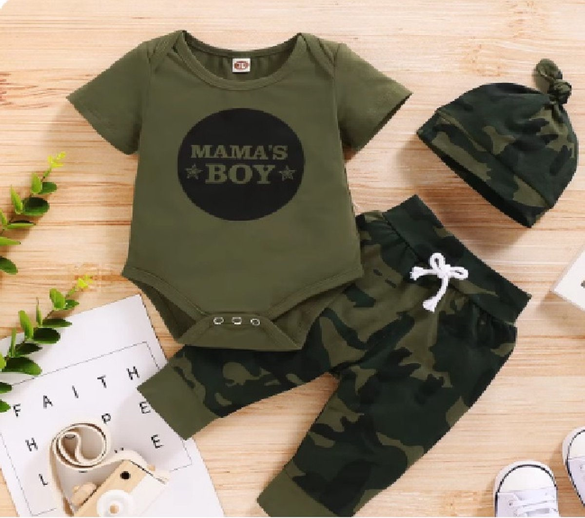 Goedkoopste Newborn Baby Kleding Set - Jongens Romper - Broek - Mutsje - Kraamcadeau - Babyshower - 0-3 Maanden