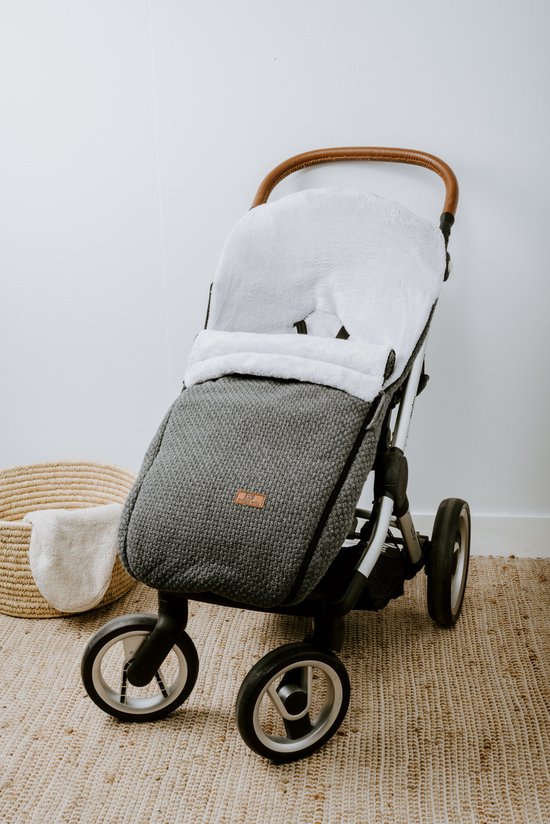 Baby's Only Voetenzak buggy - Buggyzak Robust - Antraciet - Geschikt voor 3-puntsgordel van Baby's Only — afbeelding 5