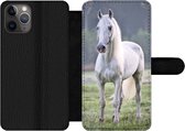 Bookcase Geschikt voor iPhone 11 Pro Max telefoonhoesje - Paard - Licht - Ochtend - Met vakjes - Wallet case met magneetsluiting