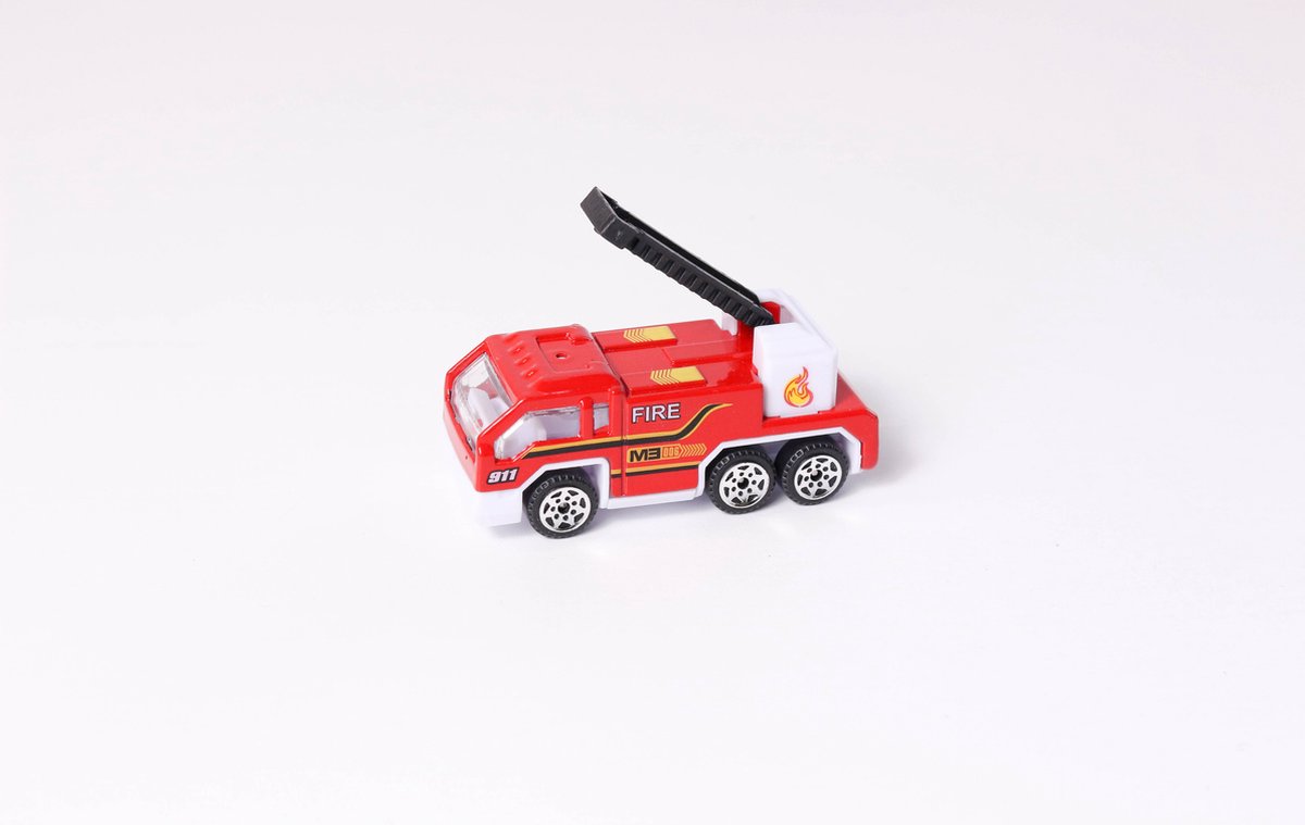 Brandweerauto - brandweerauto speelgoed - brandweerwagen - — afbeelding 7