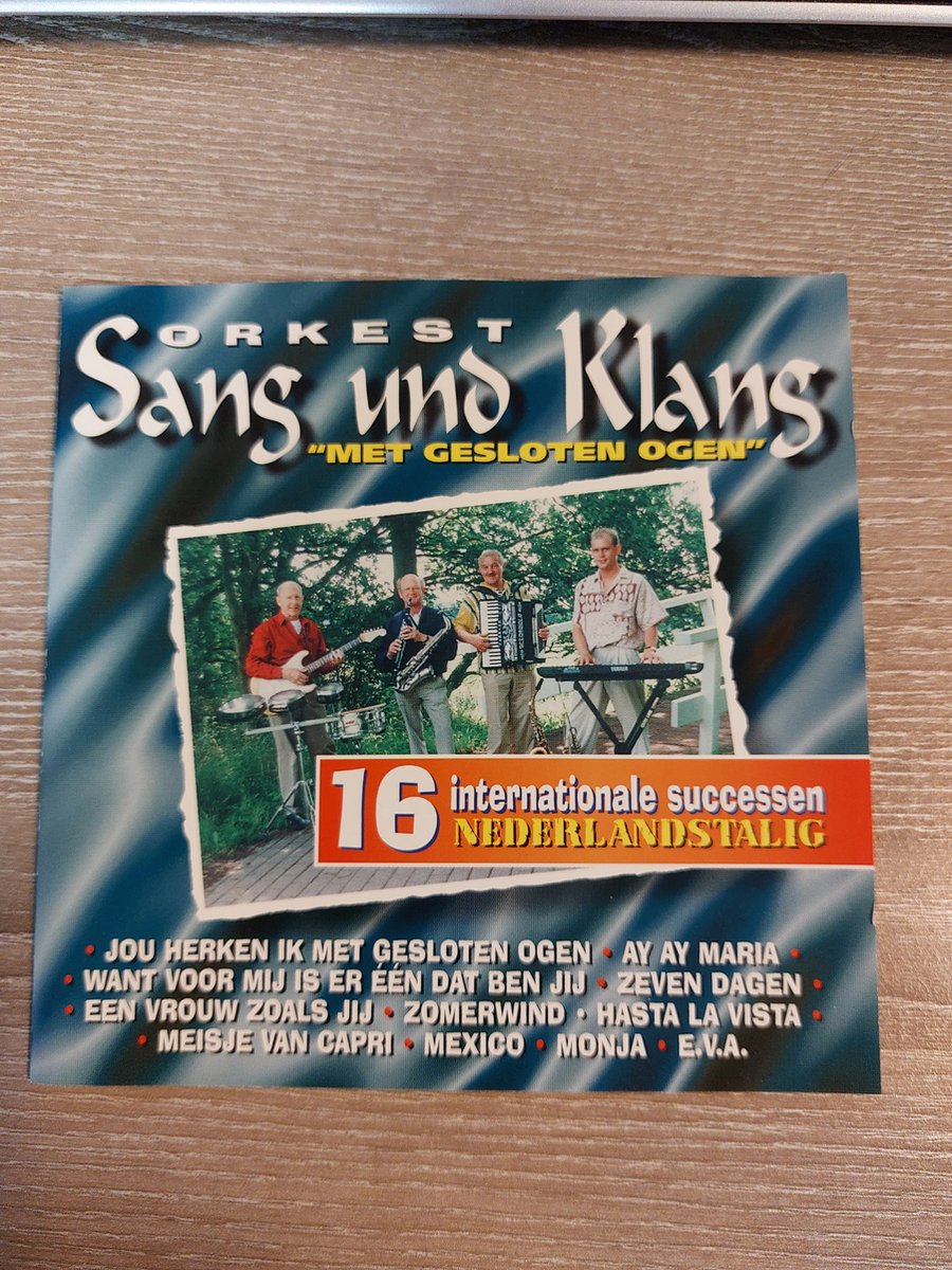 Orkest Sang und Klang Met gesloten ogen