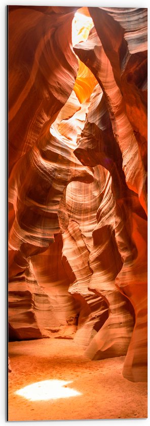 WallClassics - Dibond - Antelope Canyon Gang in Ravijn - 30x90 cm Foto op Aluminium (Wanddecoratie van metaal)