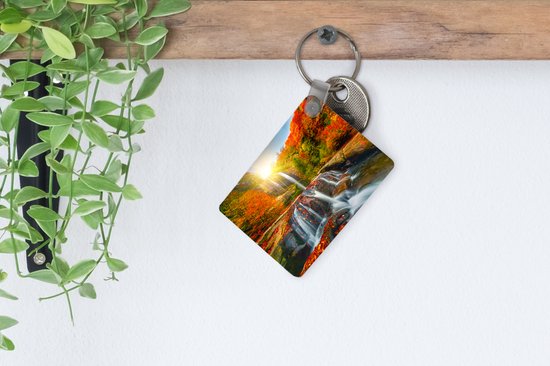 Porte-clés - Cascade - Nature - Automne - Rouge - Water - Cadeaux à distribuer - Plastique