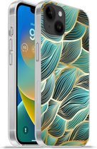 Geschikt voorApple Iphone 14 Plus - Soft case hoesje - Patronen - Goud - Abstract - Golf - Siliconen Telefoonhoesje