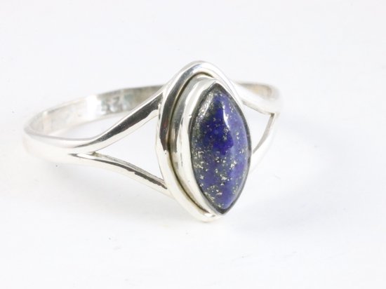 Fijne zilveren ring met lapis lazuli - maat 16