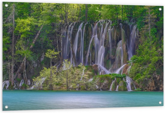 WallClassics - Tuinposter – Prachtige Waterval in het Bos - 120x80 cm Foto op Tuinposter  (wanddecoratie voor buiten en binnen)