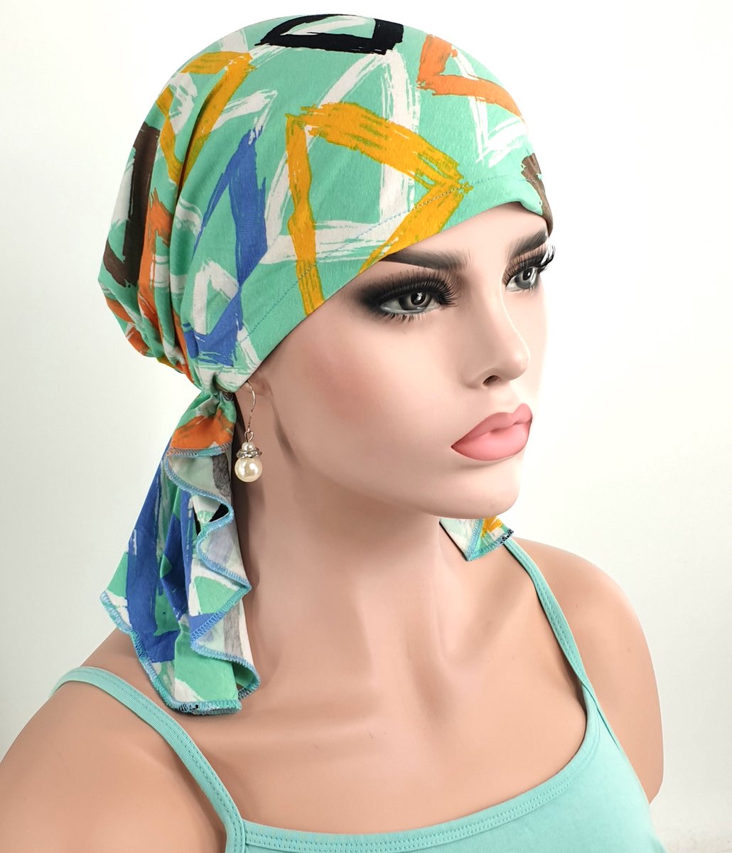 Bandana chemomuts hoofddoek voor haarverlies mintgroen driehoek print maat one size