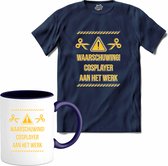 Waarschuwing! Cosplayer aan het werk! - Cosplay, naai en knutsel kleding - T-Shirt met mok - Unisex - Navy Blue - Maat XL