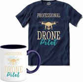 Professional drone pilot | Drone met camera | Mini drones - T-Shirt met mok - Unisex - Navy Blue - Maat M
