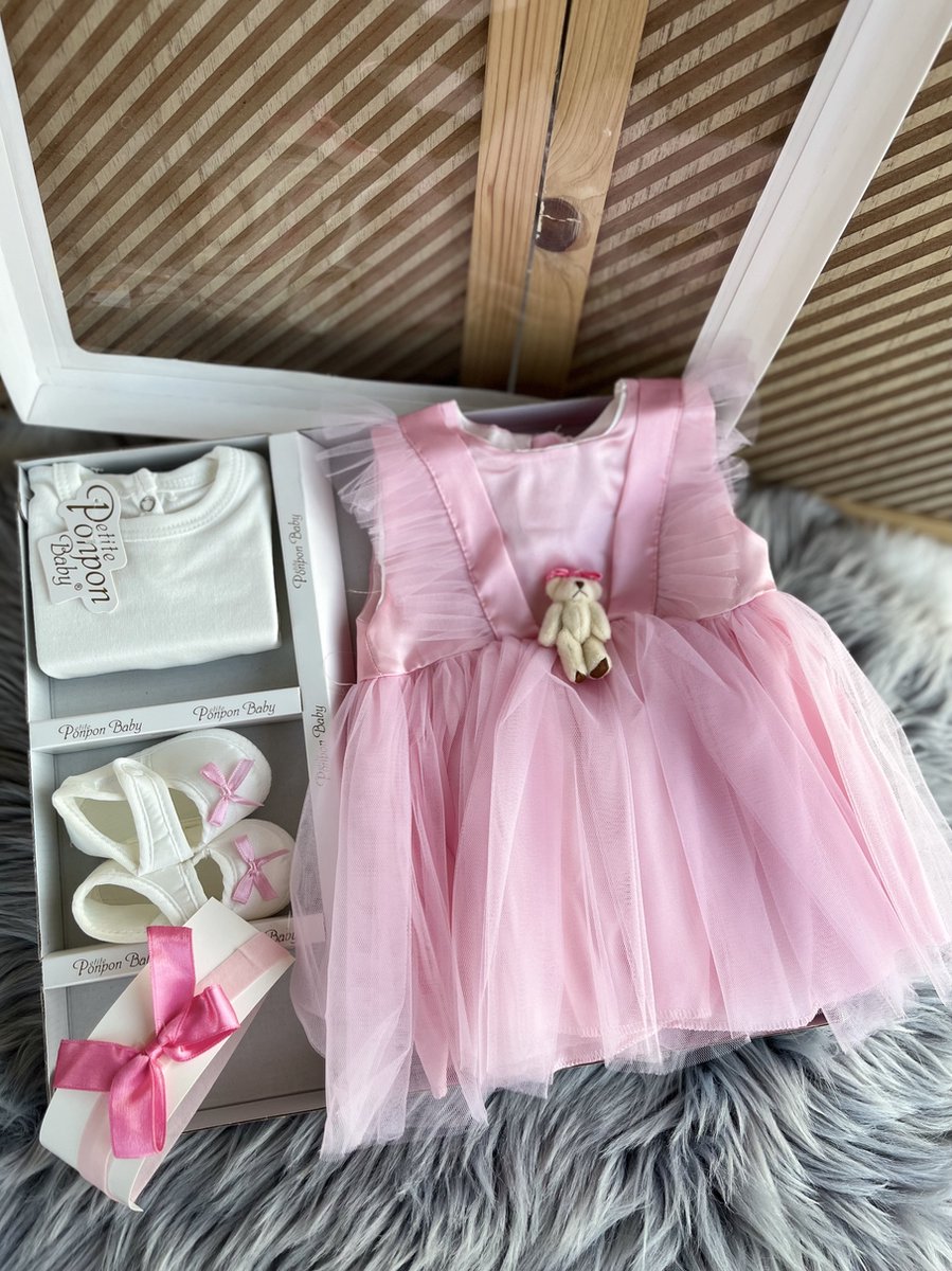 Tutu jurk-luxe feestjurk-bruidsjurk-baby jurk-doopjurk -tutu rok-roze jurk-onderhemd-haarband-schoentjes- pasgeboren-new born-geschenkenset -geschenkdoos-kraamcadeau-fotoshoot newborn-4 delige set-teddybeer-tule jurk-maat 56/62(0 tem 3 maanden)