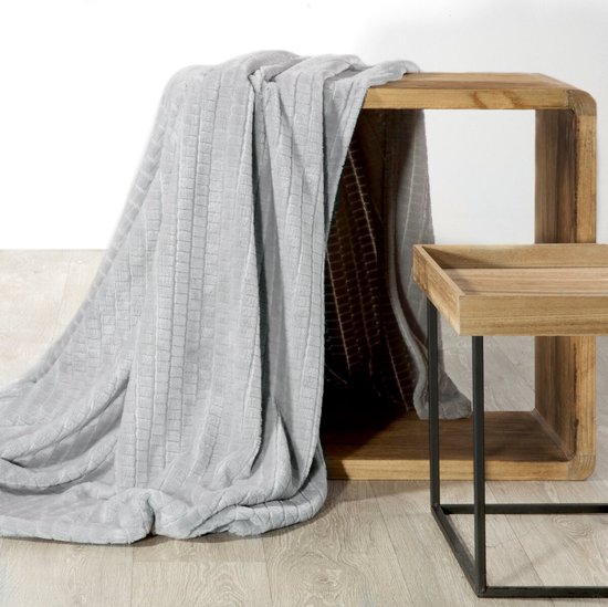 Oneiro’s Luxe Plaid CINDY Type 3 licht grijs - 170 x 210 cm - wonen - interieur - slaapkamer - deken – cosy – fleece - sprei