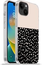 Geschikt voorApple Iphone 14 Plus - Soft case hoesje - Stippen - Beige - Zwart - Siliconen Telefoonhoesje