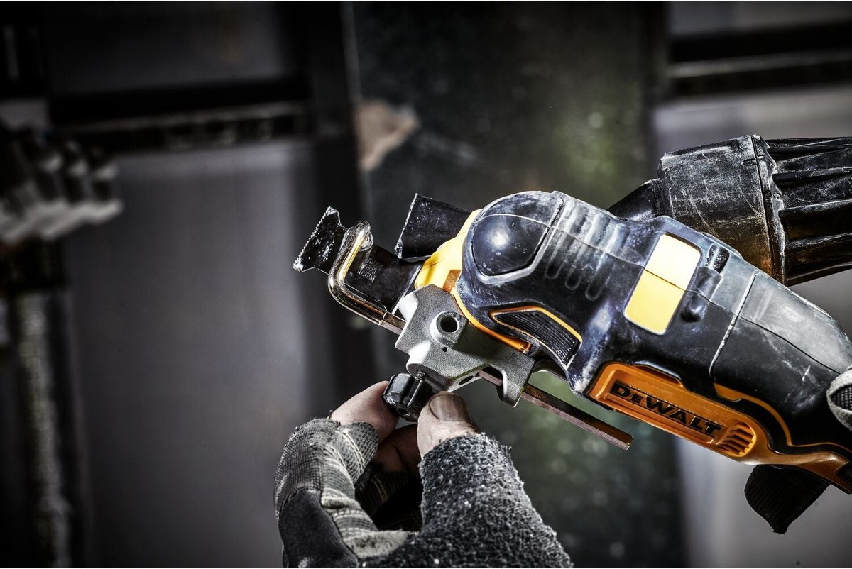 DeWALT DCS356P2 18V XR multitool met 5,0Ah accu en TSTAK thumbnail 5