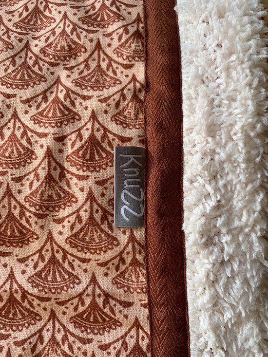 Handgemaakte extra grote woondeken of plaid lichtbruin fantasie 220 x