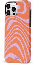 xoxo Wildhearts Boogie Wonderland Orange - Double Layer - Hard case geschikt voor iPhone 13 Pro Max hoesje - Golven print hoesje oranje - Beschermhoes shockproof case geschikt voor iPhone 13 Pro Max hoesje - Hoesje met golven print oranje